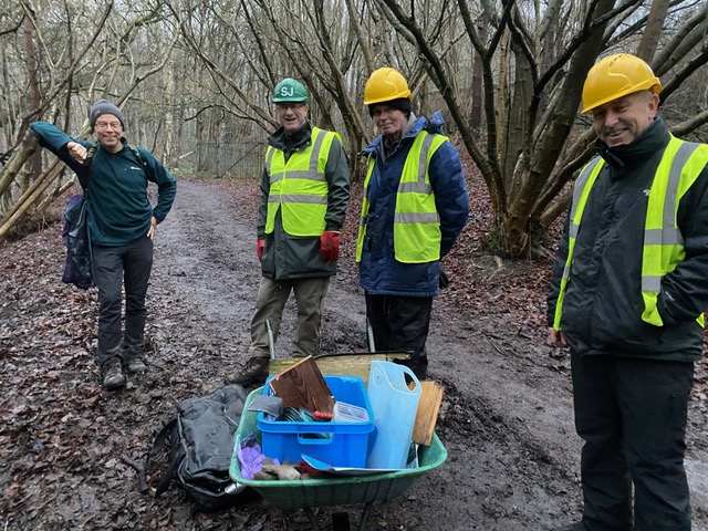 Friends of Adel Woods surveying nest boxes on Sunday the 25th January 2026